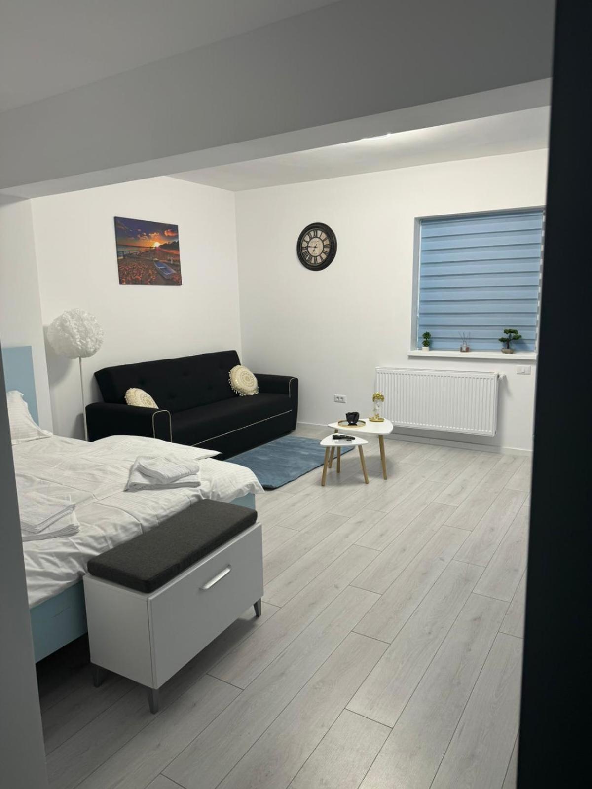 The Moon View Apartment Букурещ Екстериор снимка