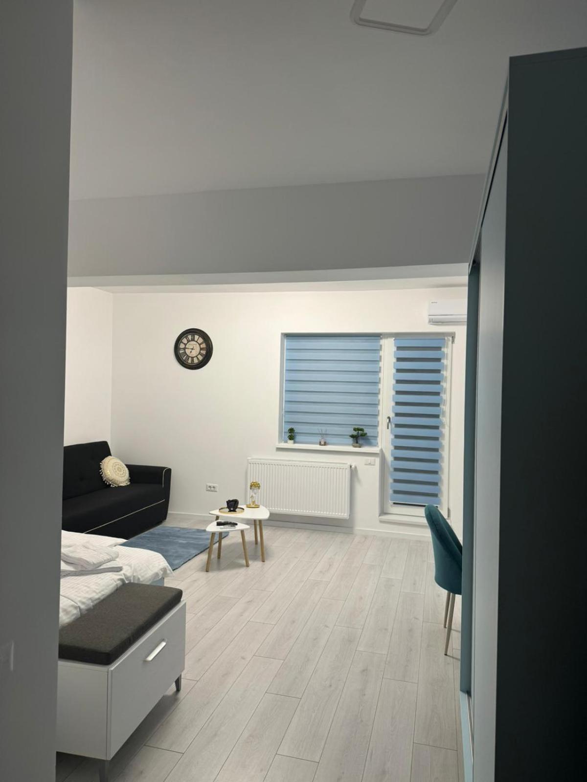 The Moon View Apartment Букурещ Екстериор снимка